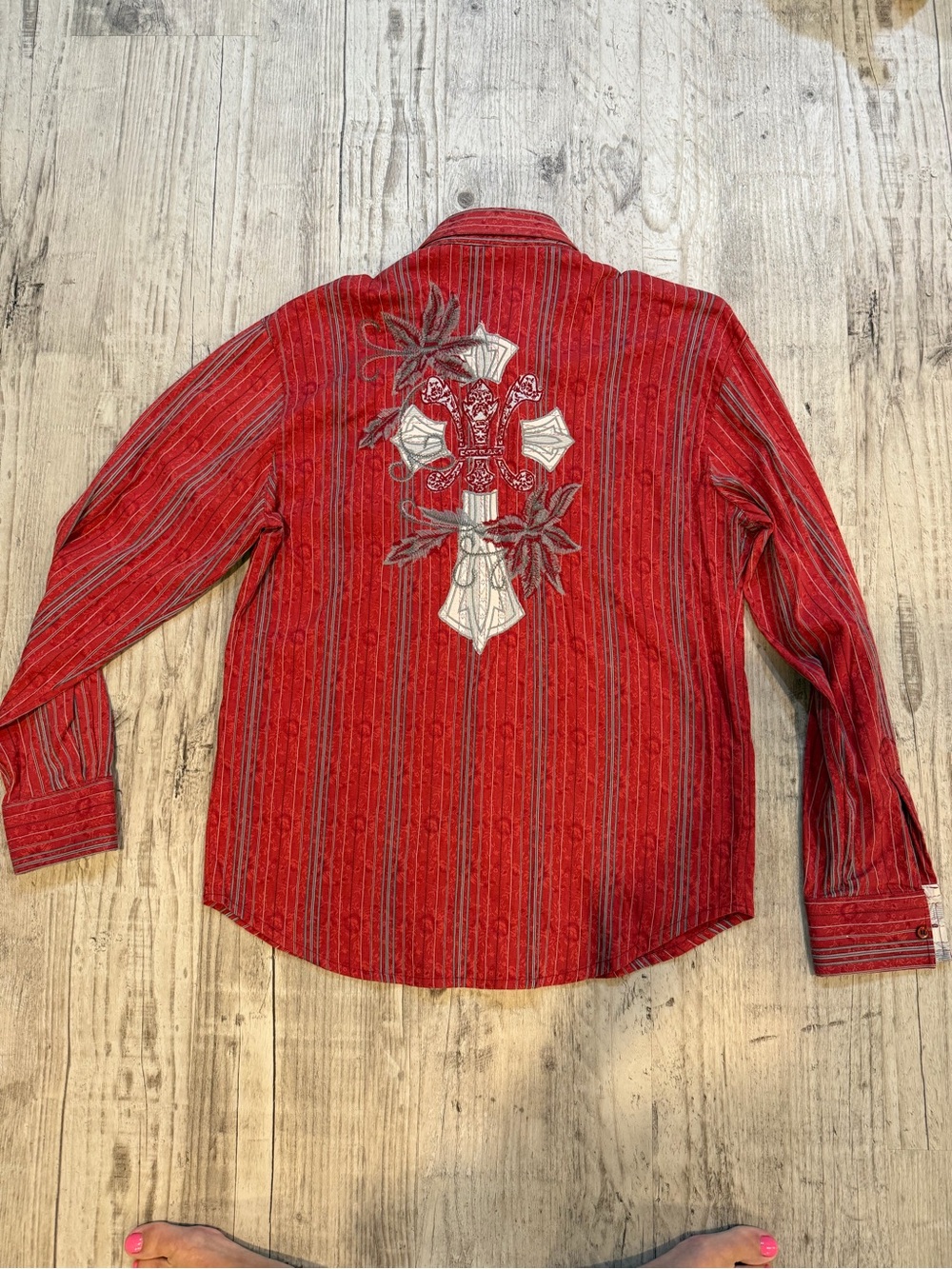 Men's Red Long-Sleeve Embroidered Button-Up Shirt L